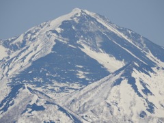 岳