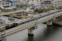 新旧の各駅電車