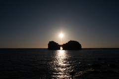 円月島