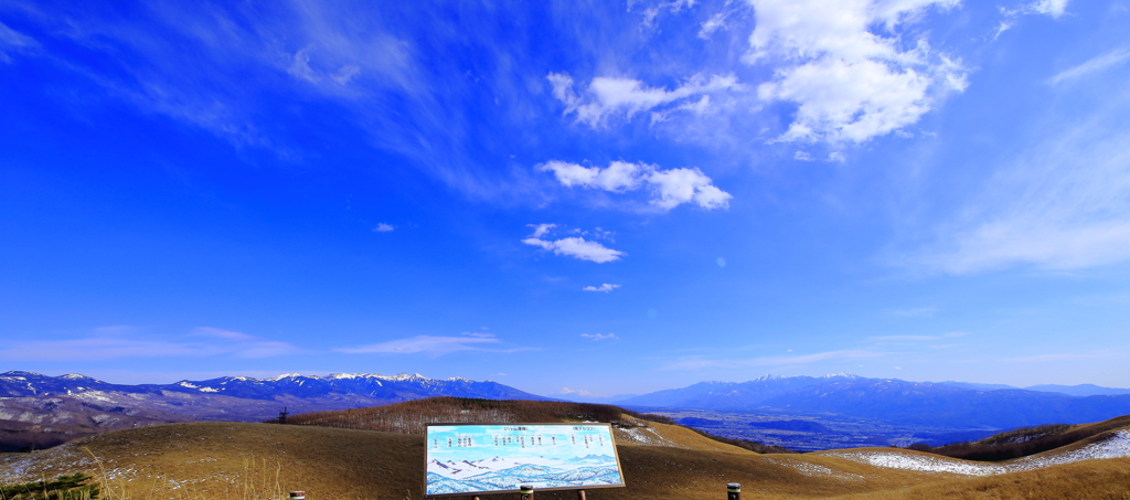 長野県　蓼科からのビーナスラインの景色　八ヶ岳　富士山