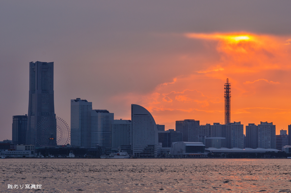 横浜港 ちょっとだけの夕焼け