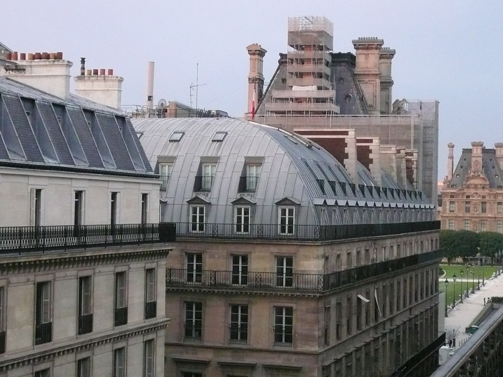 パリのある朝の風景2