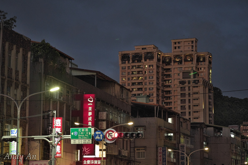 近所散歩：中高層マンション01