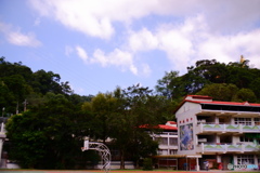 山間の中学校
