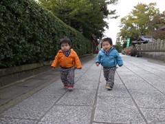 二人で何を話してるん？？