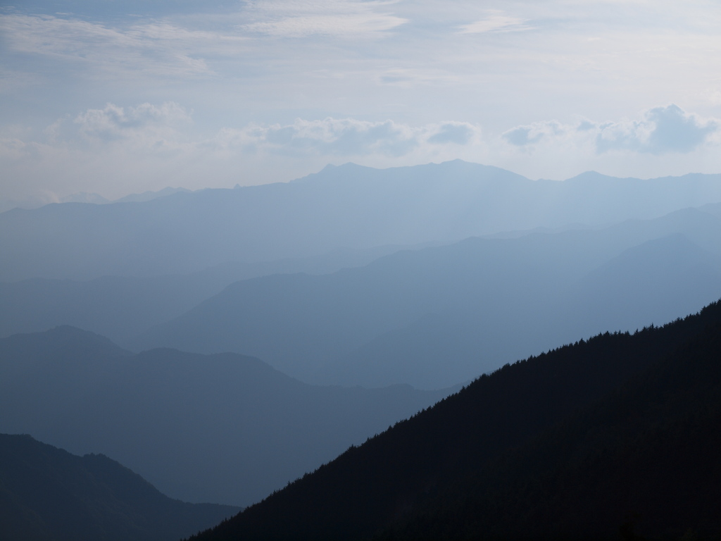 神々のおわす山
