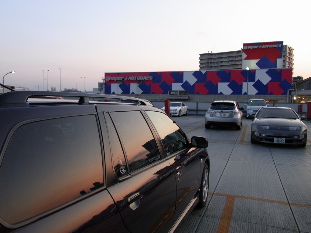 とある駐車場で・・・