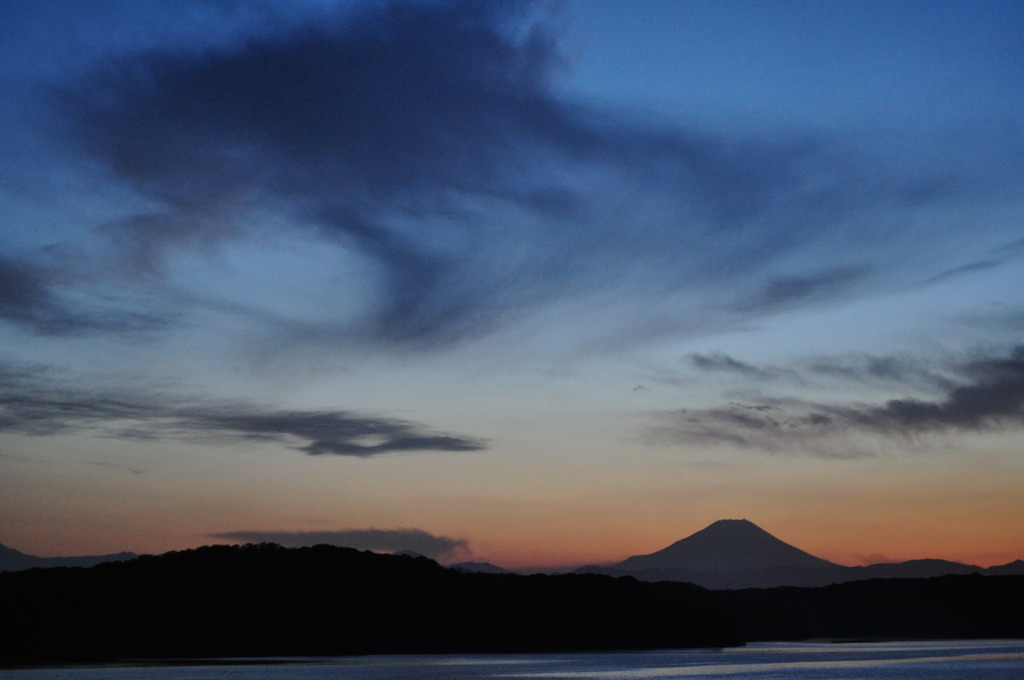 狭山湖越しの富士山　Ⅱ