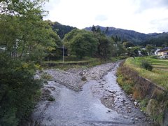 根子地区の川