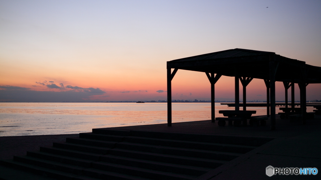 Beach of the evening