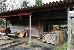炭焼き小屋
