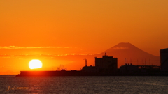 Sunset at Chiba Port