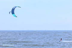 kite surfing