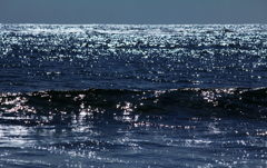 海の輝き