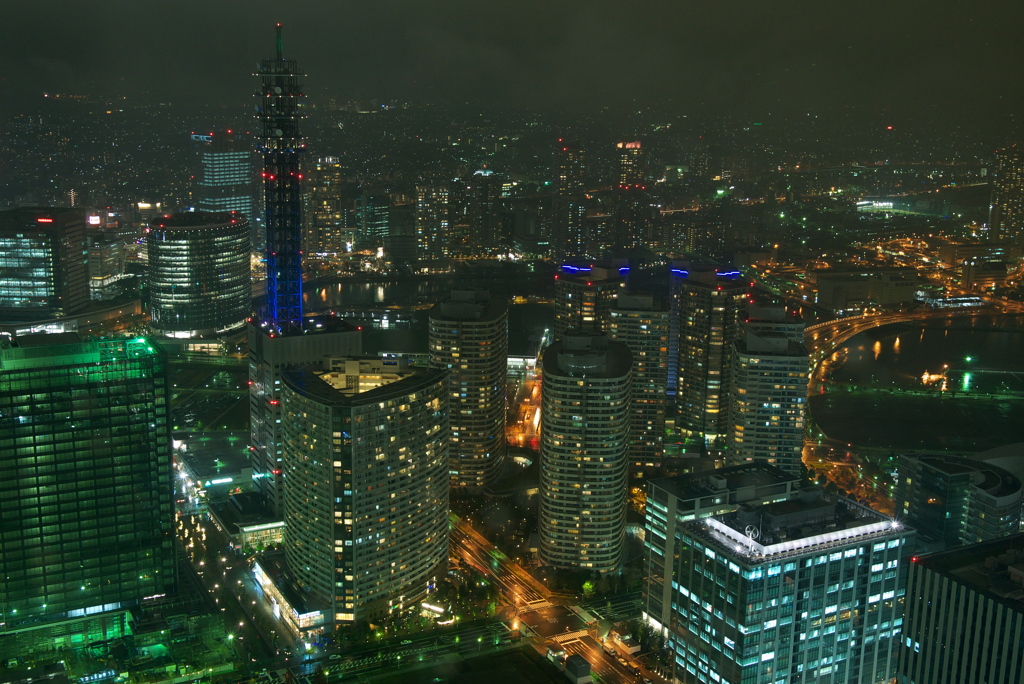 横浜の夜