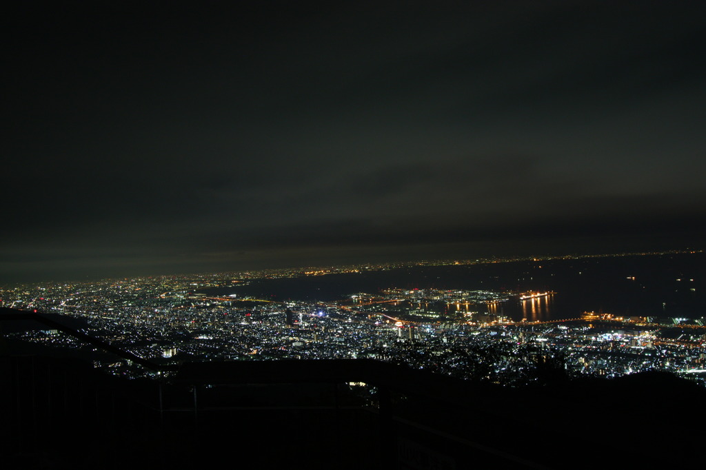 摩耶山頂にて