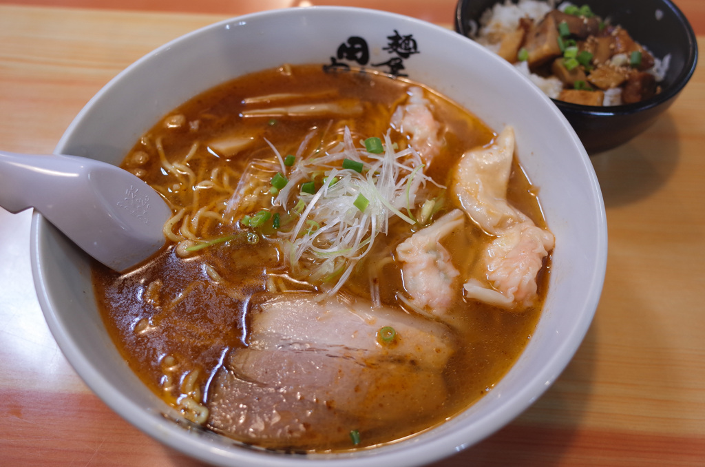 甘海老味噌ワンタン麺