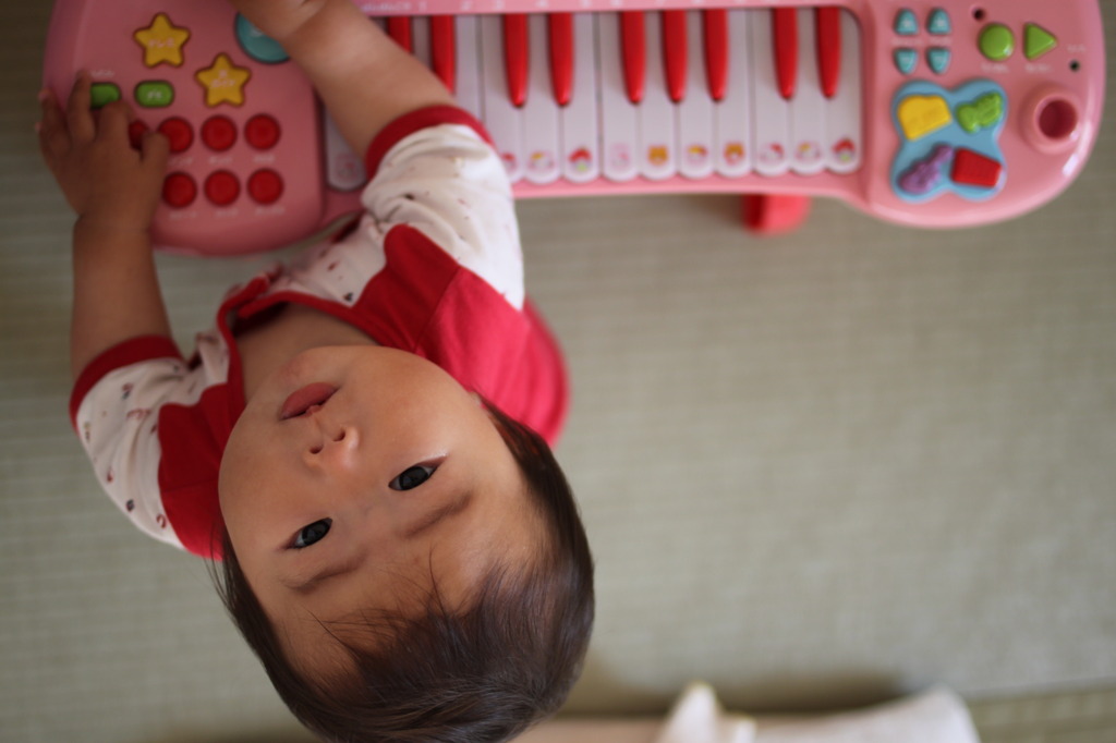 Piano baby