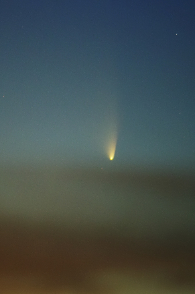 雲端を往くパンスターズ彗星