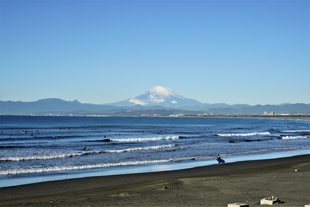 片瀬海岸からの富士山