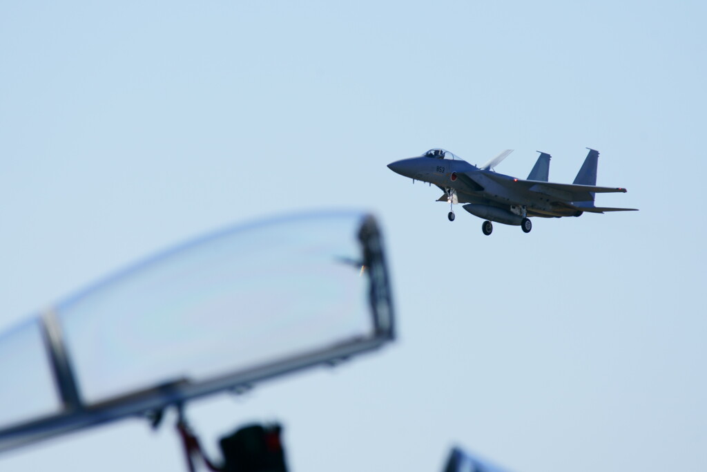 ダーティーローパス（F-15）