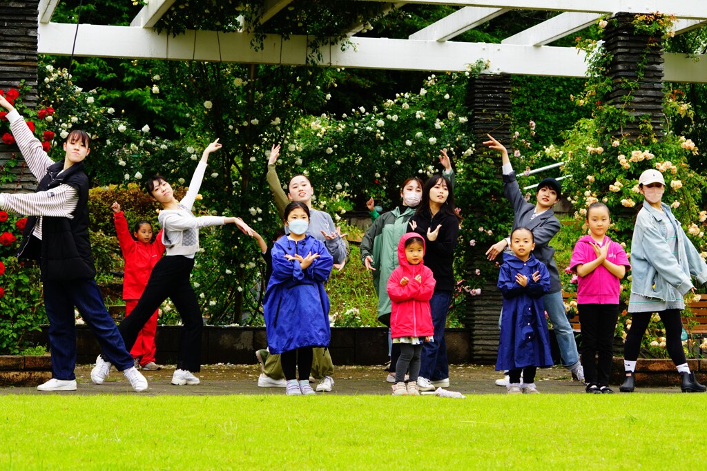 Dancing Children　⑥