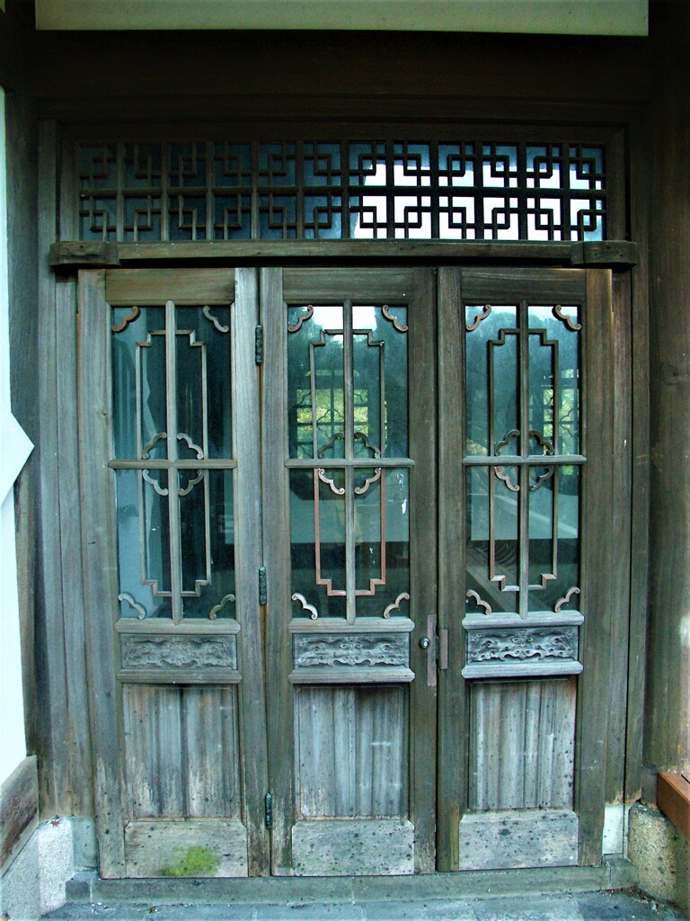 扉（閔南建築様式）