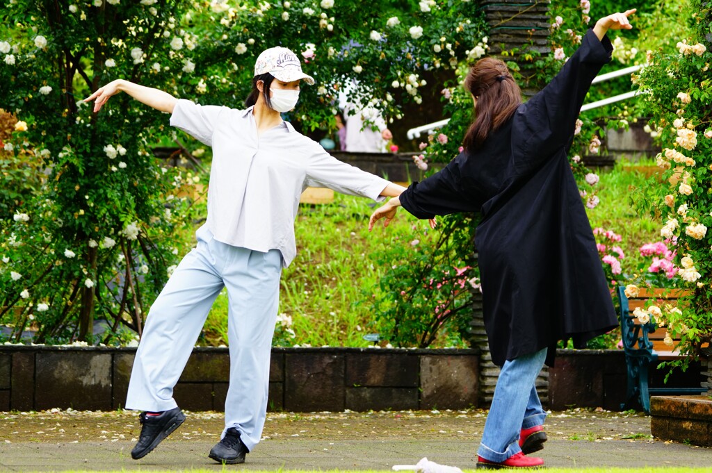 Dancing Woman　④
