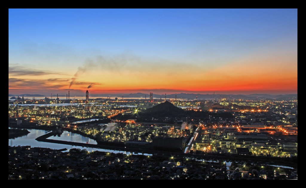 Industrial complex night view