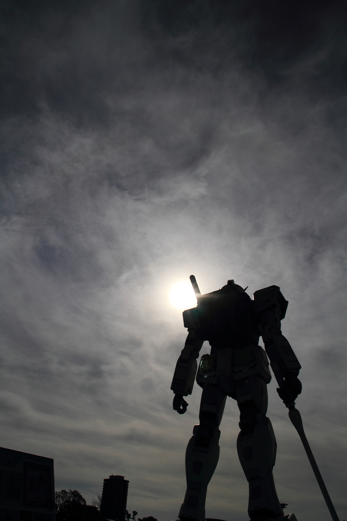 太陽とガンダム
