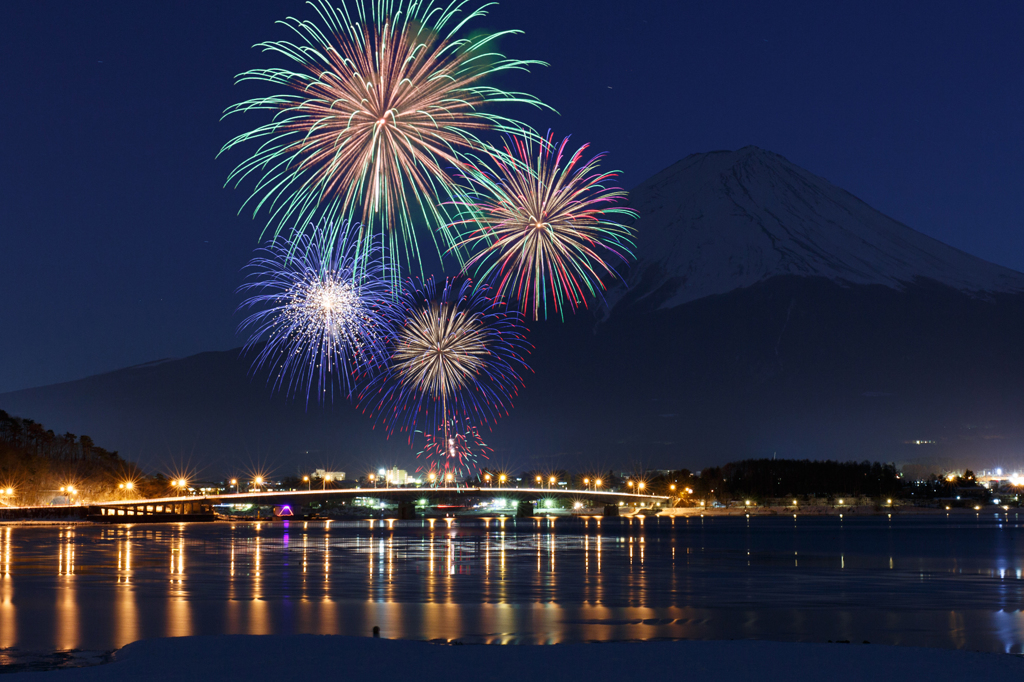 河口湖冬花火2013