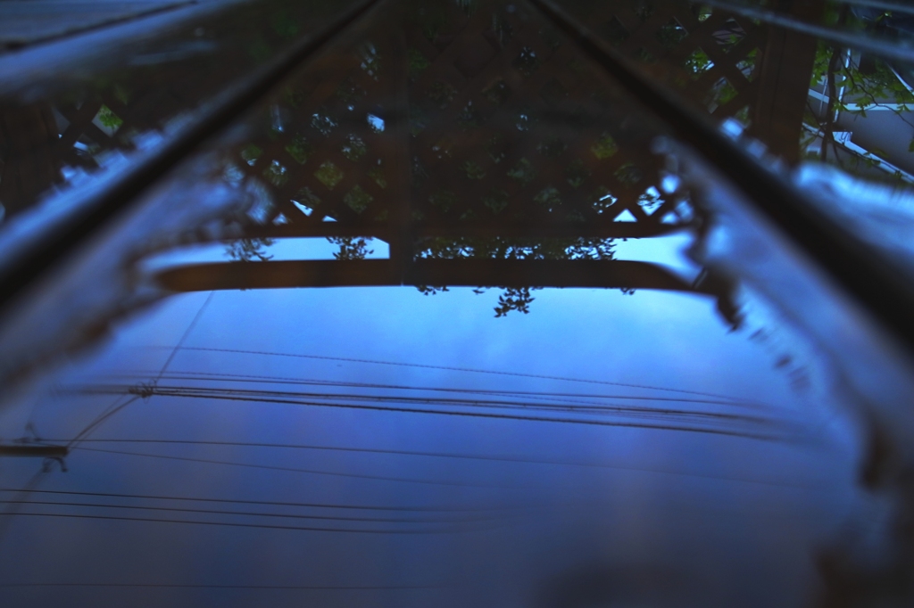 梅雨空