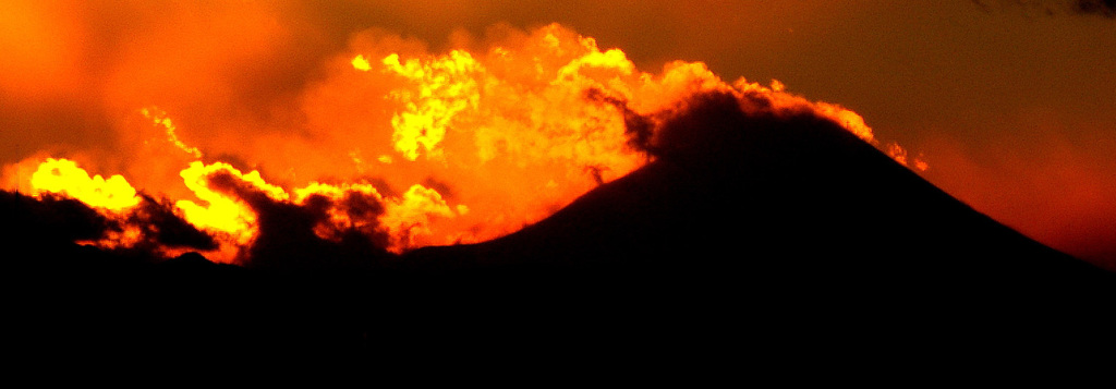 富士山の大火事