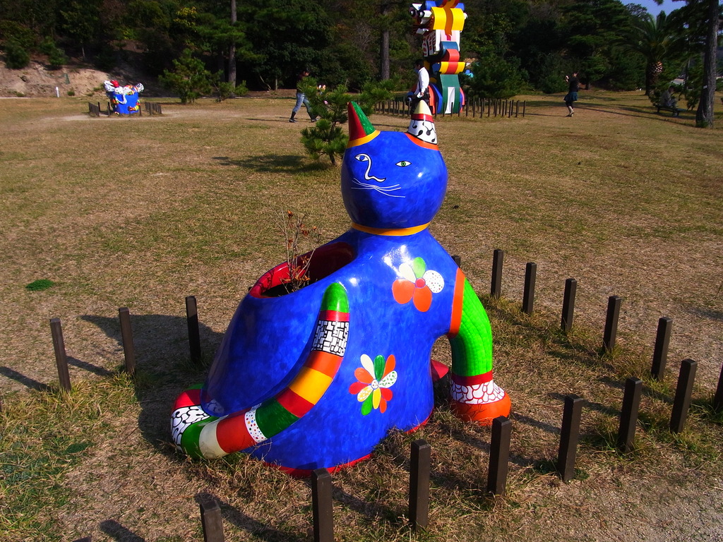 直島：ネコオブジェ