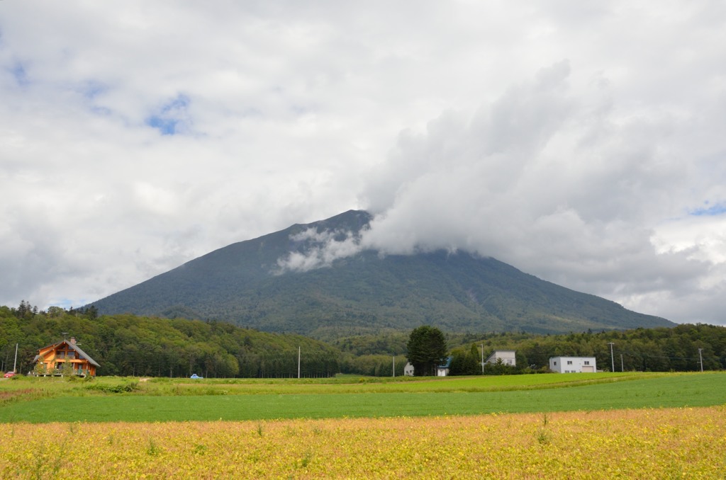 羊蹄山（蝦夷富士）