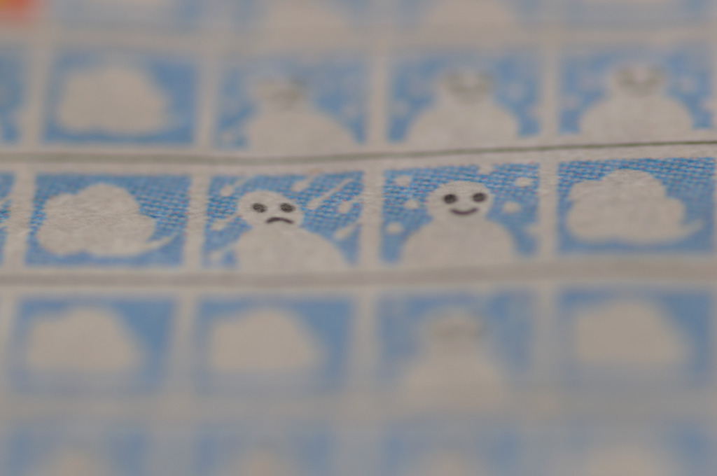 曇り　のち　吹雪　のち　雪　そして　曇り