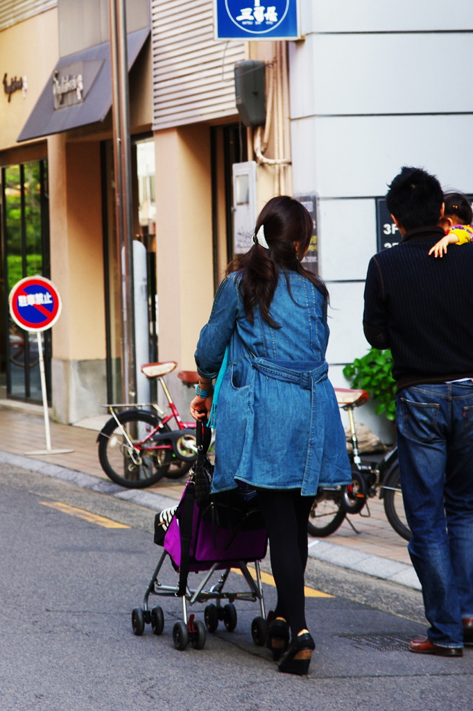 人妻　顔　街撮り 街撮りや 君のその背に 吾もえもえ！！ ～昼下がりの人妻編～ by ...