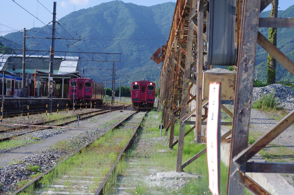 IMGP3470　　田舎駅のんびりと。。。。