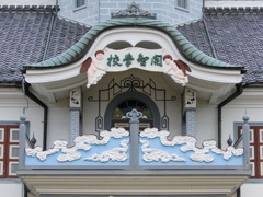 美しい近代洋風建築、、、でも変２