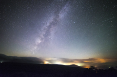 宙の川　地を這う雲