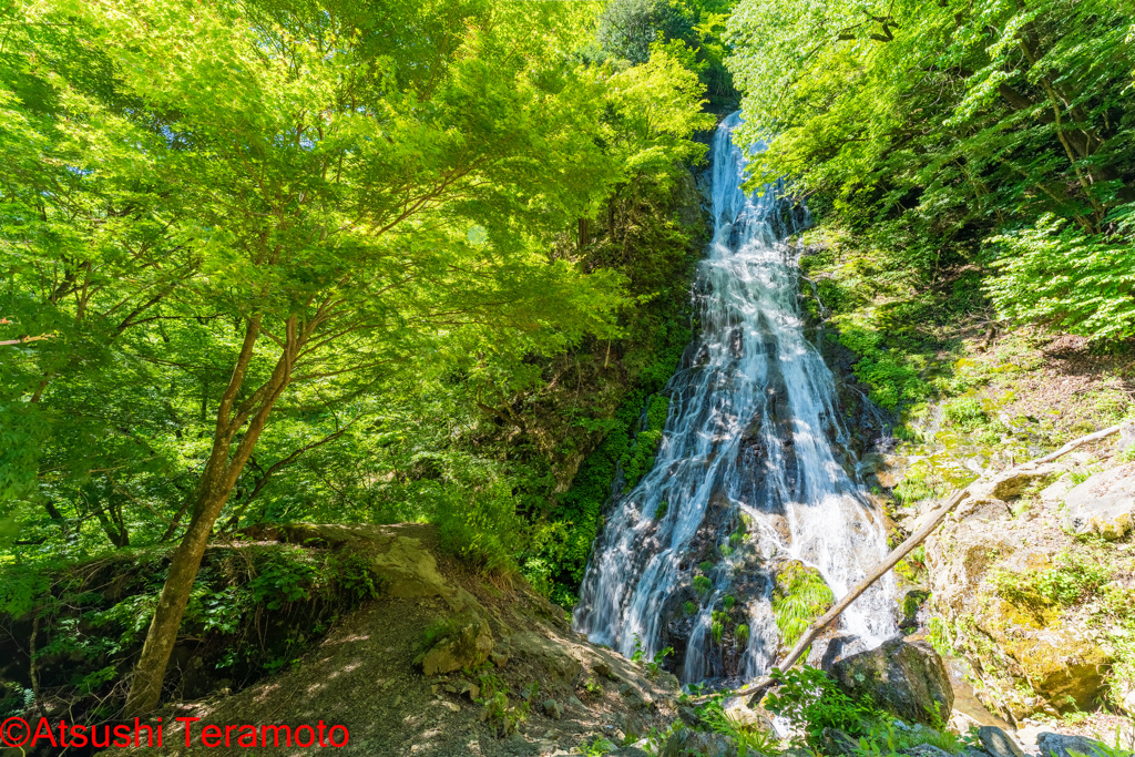 丸神の滝