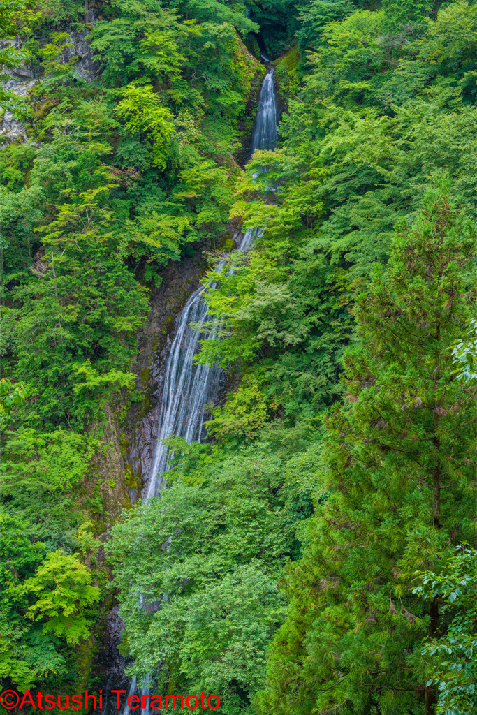 丸神の滝