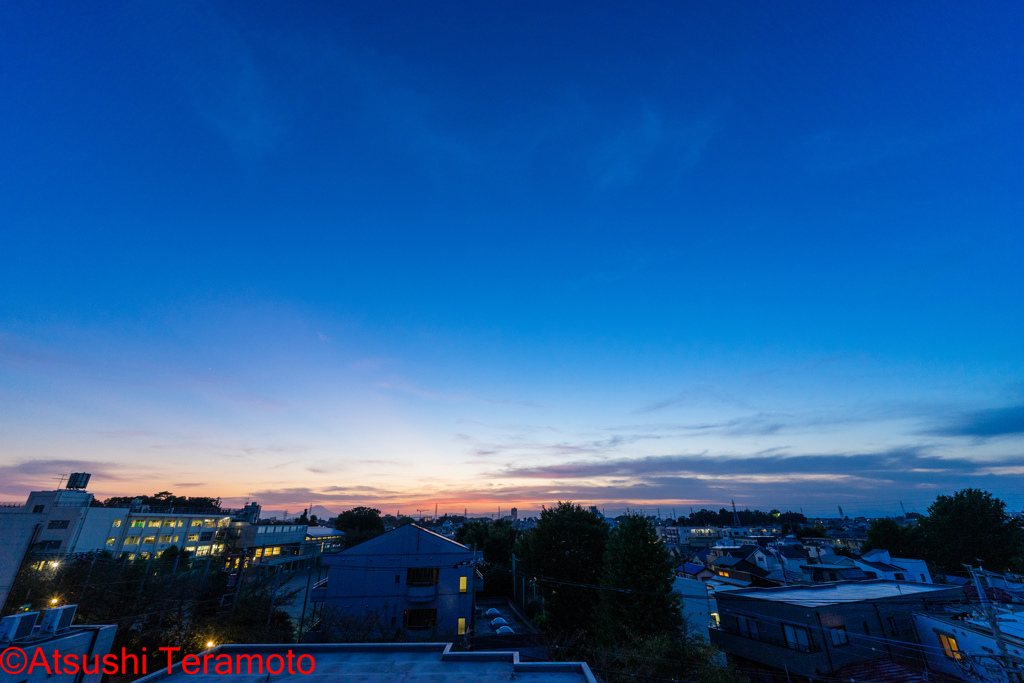 西の空