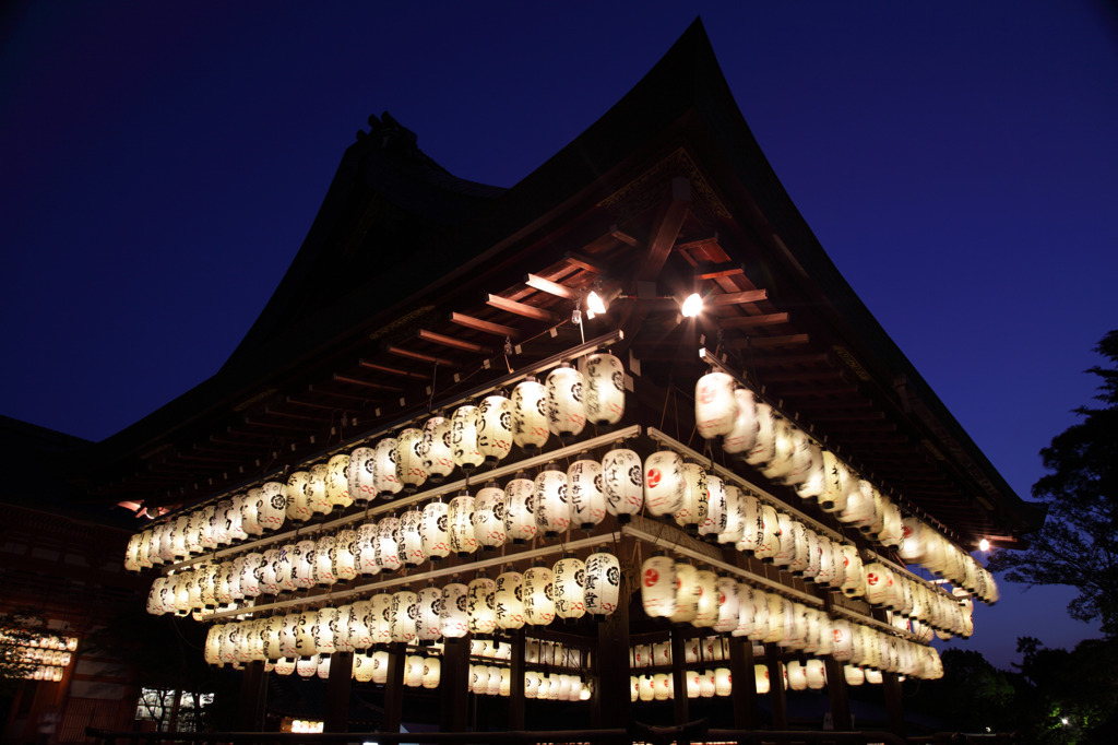 八坂神社舞殿