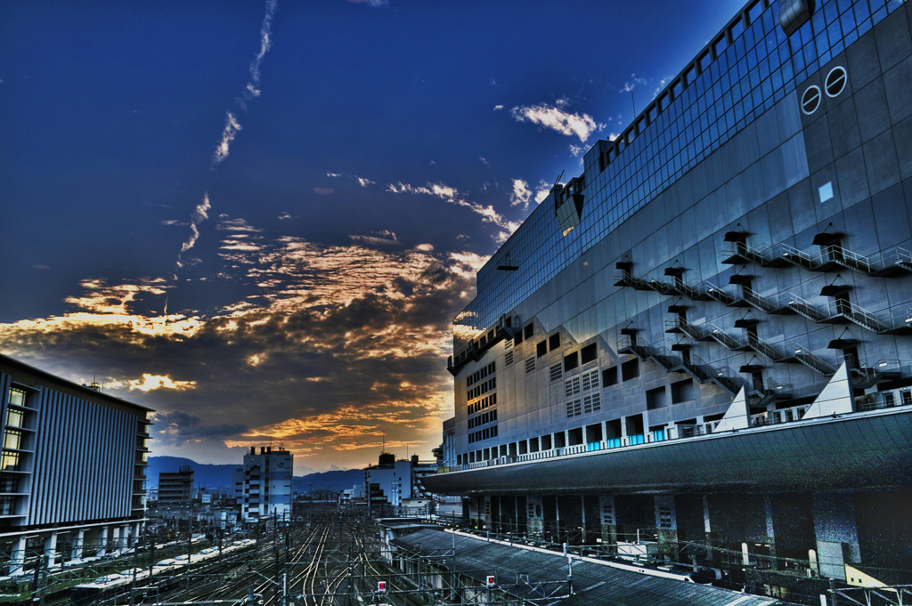 夕暮れ京都駅