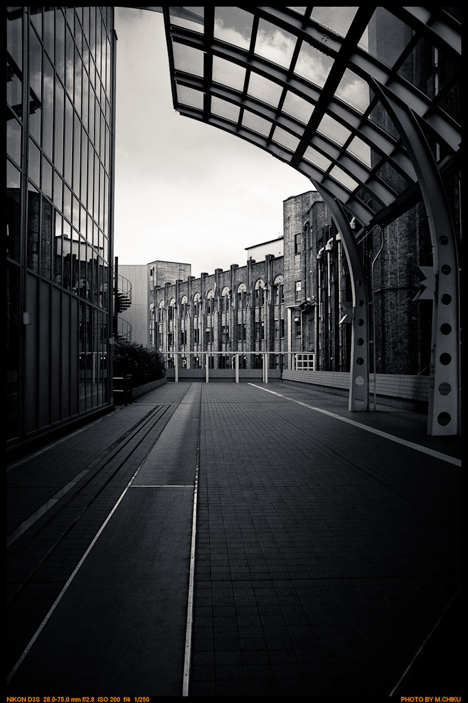 Shiroganedai 4-chome