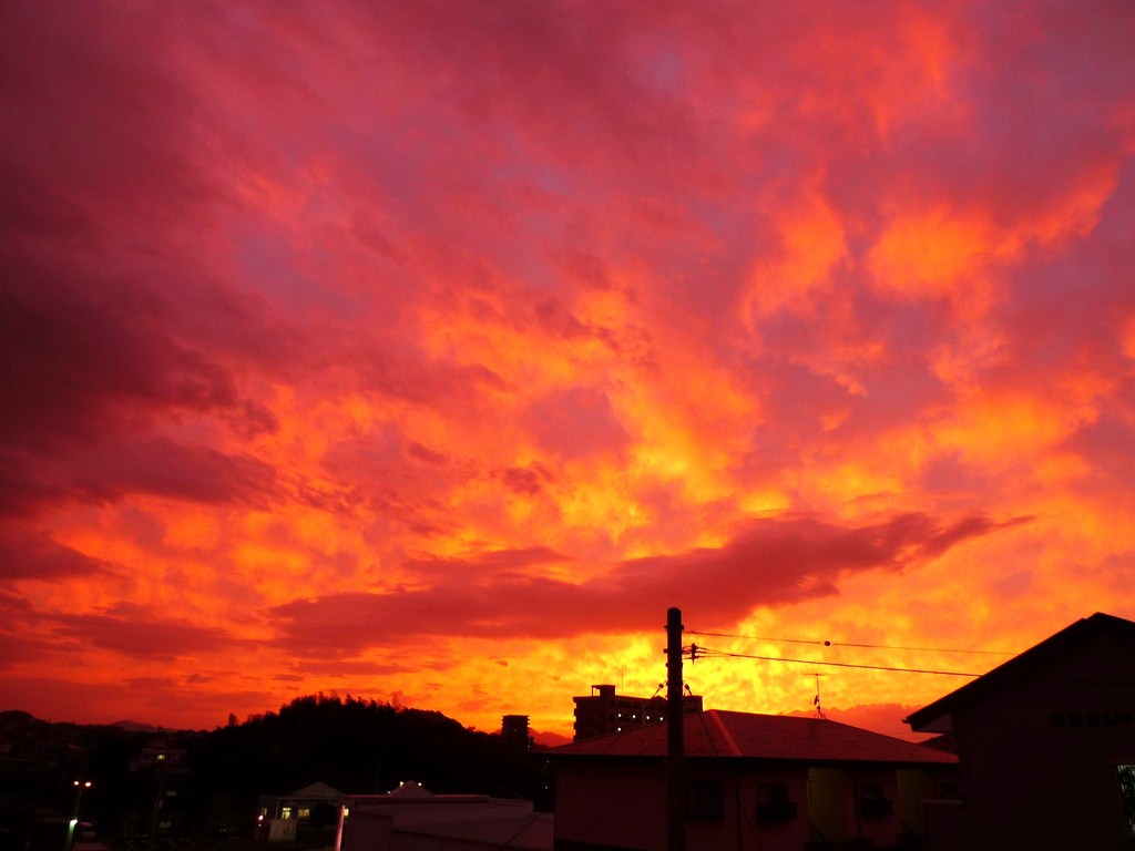 台風前の夕焼け　１