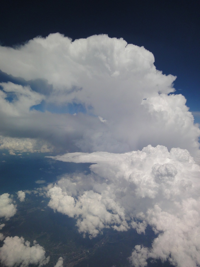 夏雲