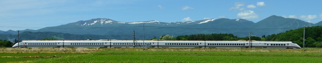 秋田新幹線こまち　パノラマ風に