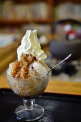 110619こびる食堂　黒蜜カキ氷ソフトのせ